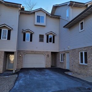 442 Meadowridge CIRCLE, Lake Mills, WI, 53551