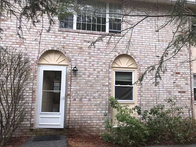 94 Morgan Dr #94 — Photo 1
