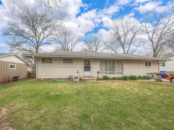 13706 Spruce Ave, Grandview, MO 64030