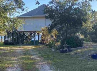 5445 Soundside Dr, Gulf Breeze, FL 32563