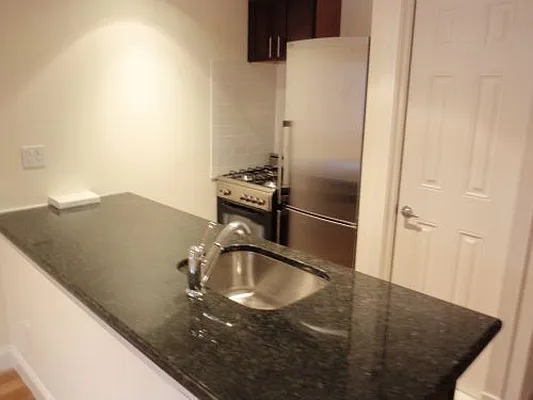 Rented by Icon Realty Management | media 8