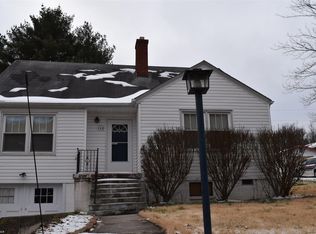 125 North St, Rich Creek, VA 24147
