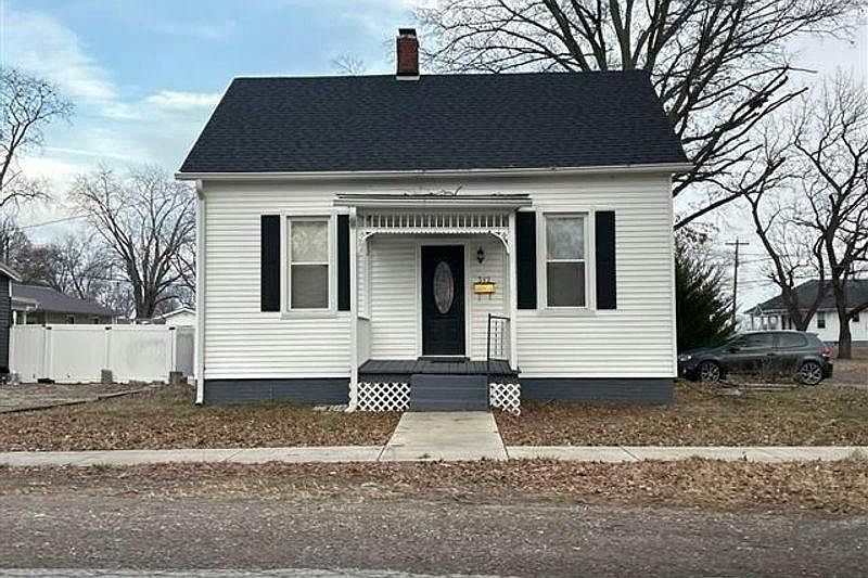 1st image of 312 S Jefferson St