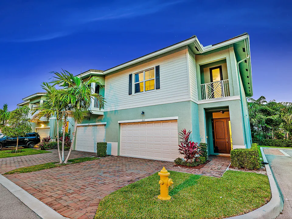 1843 Juno Landing Ln