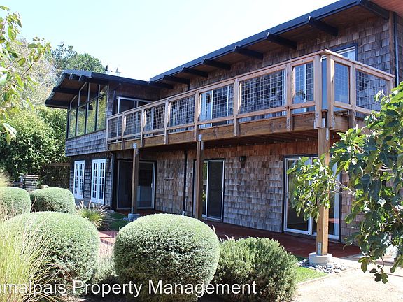 2nd image of 137 Hacienda Dr