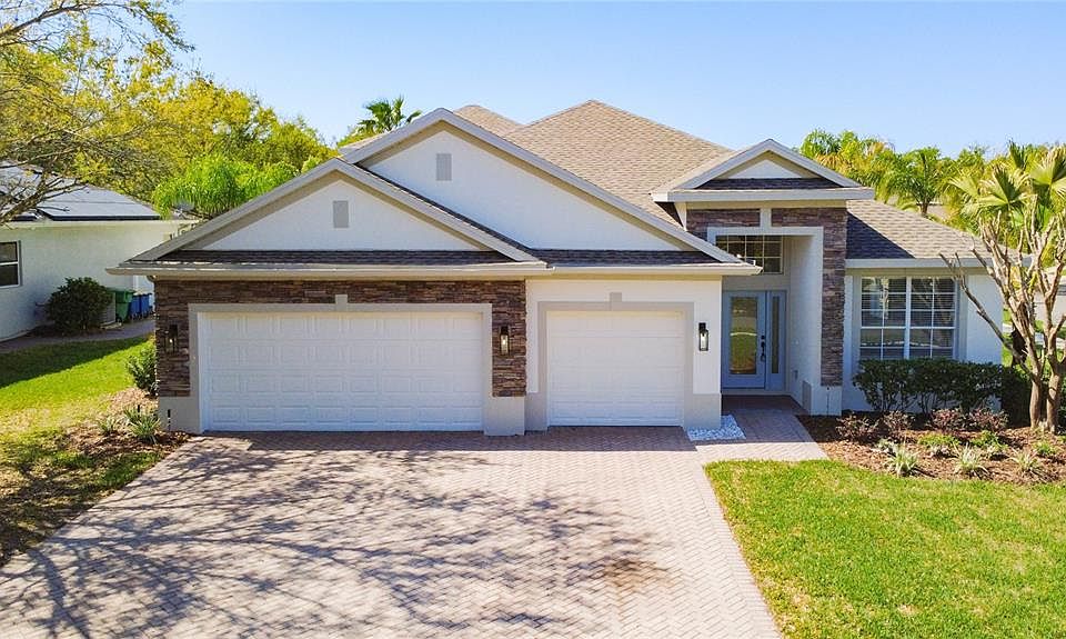 1st image of 336 COURTLEA PARK DRIVE