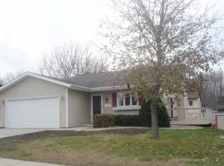 1206 33rd St NW, Rochester, MN 55901