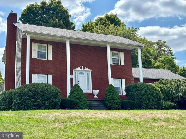 92 Victoria Ln, Frostburg, MD 21532