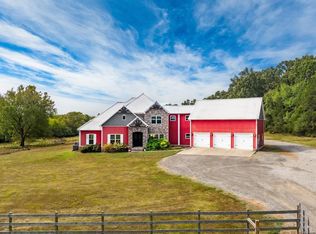 1431 Red Hill Rd, Mount Vernon, AR 72111