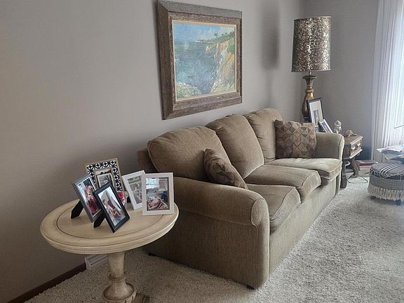 4th image of 1819 Azalea Dr