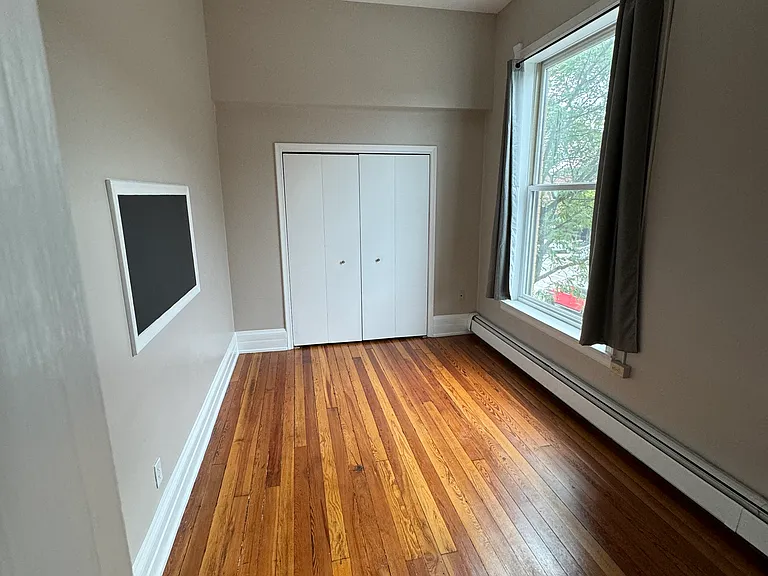 107 N Michigan Ave — Photo 5