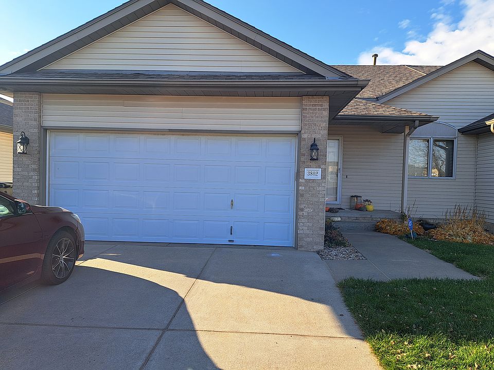 1st image of 3802 N 157th Cir
