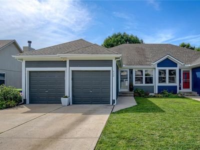 628 NE Swann Cir, Lees Summit, MO, 64086