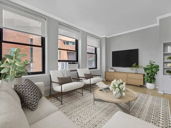 250 Mercer Street image 3 of 11