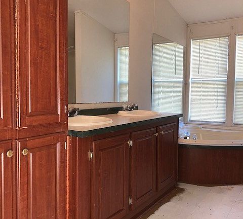 4th image of 8624 Thuja Ave SE