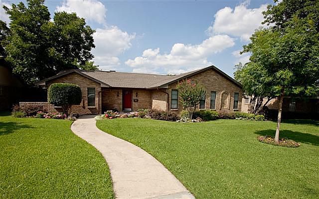 1st image of 9440 Meadowknoll Dr