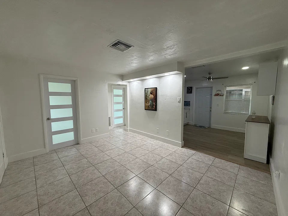 4629 Palm Tree Blvd #2