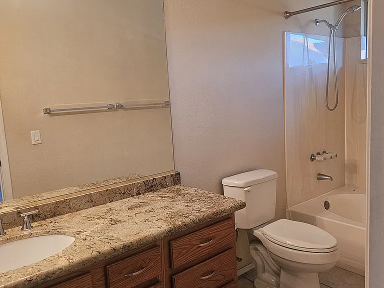 1162 W Cindy St — Photo 10