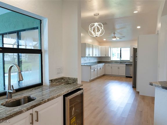 5th image of 1705 NE 7th Ave