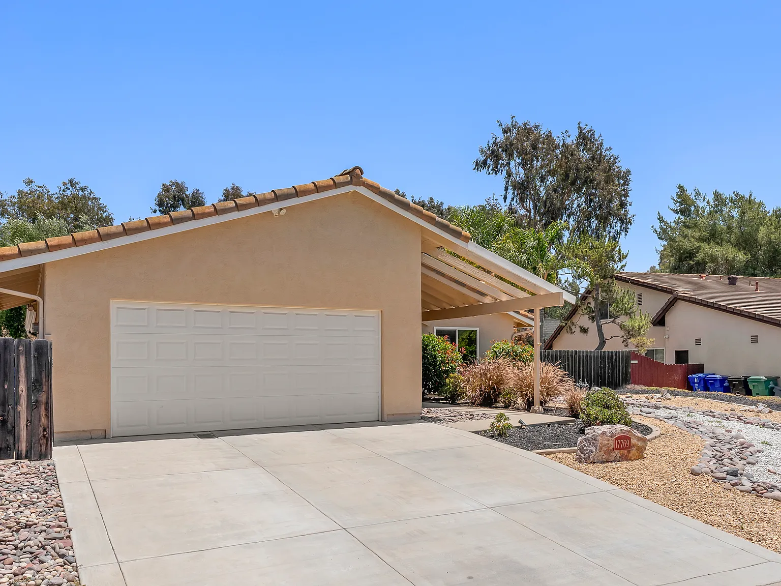 3 bed, 1750 sqft, $4,650 — Photo 4