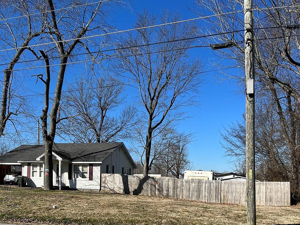 1st image of 741 Legion Dr