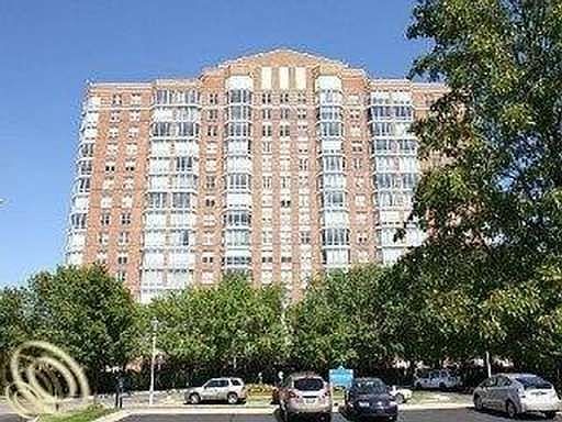 1st image of 250 E Harbortown Dr #74/712