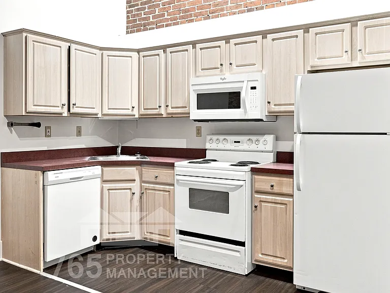 14 N 3rd St #406 — Photo 3