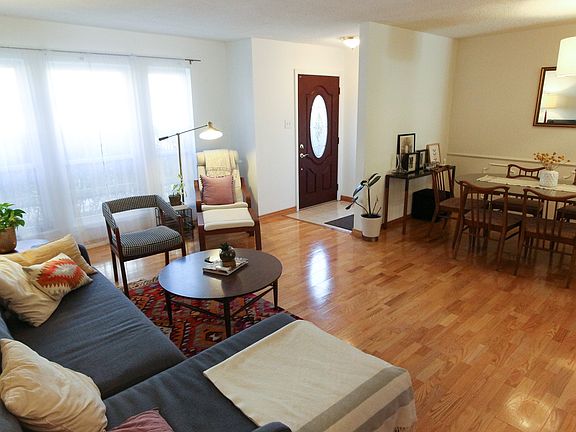 2nd image of 14465 Misty Meadow Ln