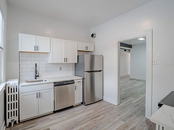 4th image of 796 Hazelwood Ave #798-A