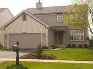 2424 Halsted Ln, Aurora, IL 60503