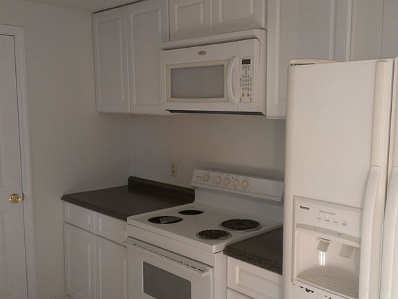 2nd image of 5857 Martin Luther King Dr