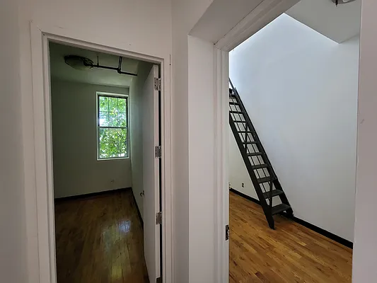 Rented by Garden Management | media 10