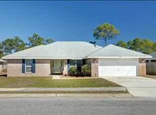 8084 Hartington Dr, Navarre, FL 32566