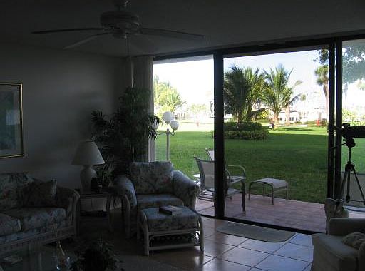 5th image of 134 Lakeshore Dr APT G23