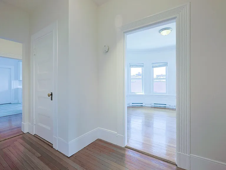 857 Beacon St — Photo 13