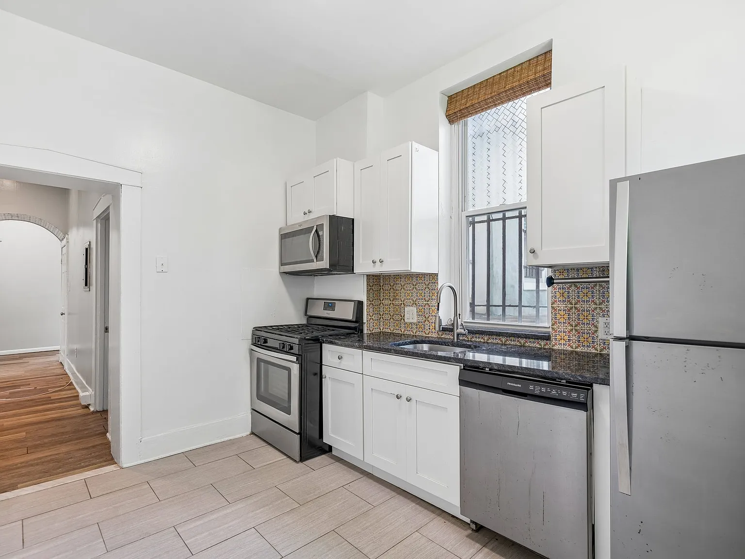 2 bed, $1,390 — Photo 2