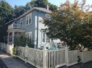 16A Linden Pl, Brookline, MA 02445
