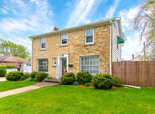 1330 Kenmore Ave, Joliet, IL 60435