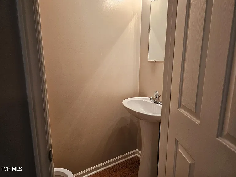56 Tulip Grove Cir #1 — Photo 10