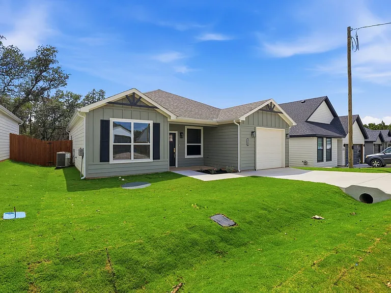 5718 Barkridge Dr — Photo 21