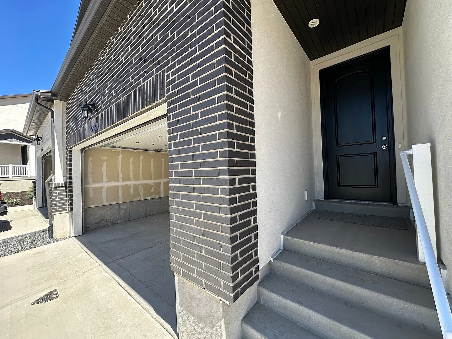 Half Off First Month!! 4-Bedroom Home in Harmony Ridge | Pool, Gym & Pickleball Courts — Photo 2