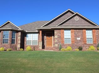 962 Piper St, Cave Springs, AR 72718