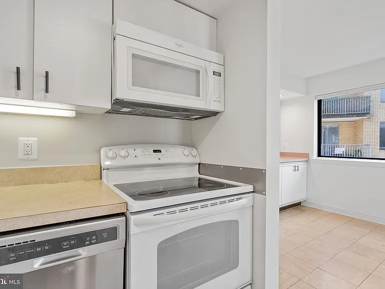 1117 New Hampshire Ave NW #7 — Photo 12