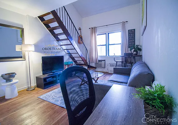 Rented by City Connections Realty | media 12