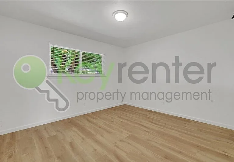 7603 Linden Ave — Photo 15