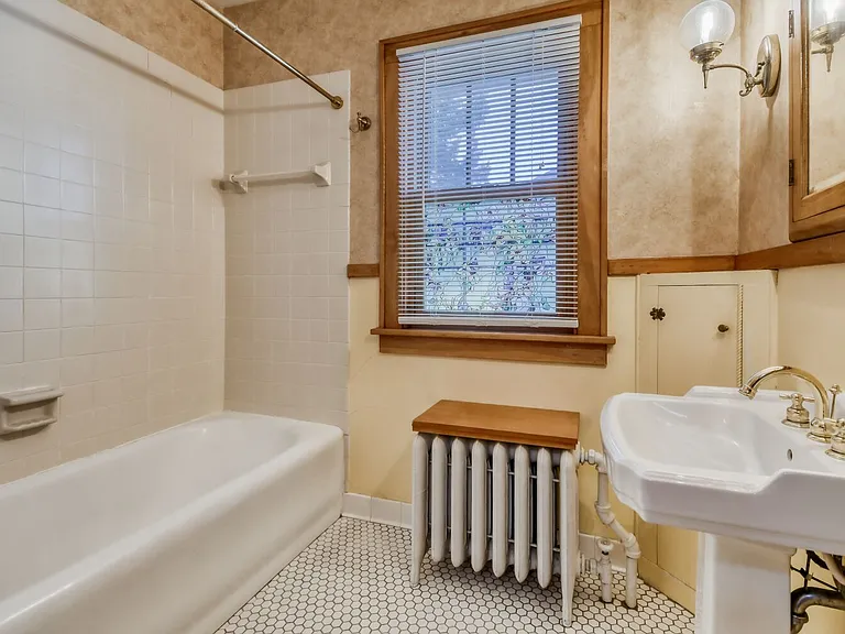 1024 Grand Ave — Photo 15