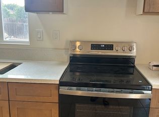 610 E I St #B, Ontario, CA 91764