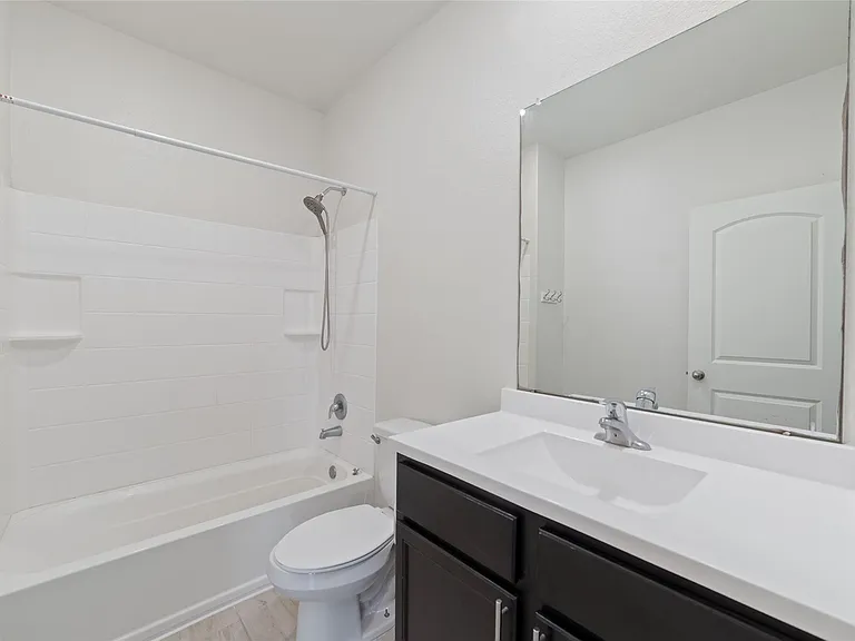 3000 Iron Woods Dr — Photo 7