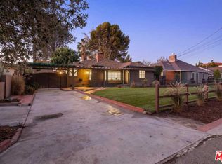 12340 Hesby St, Valley Village, CA 91607