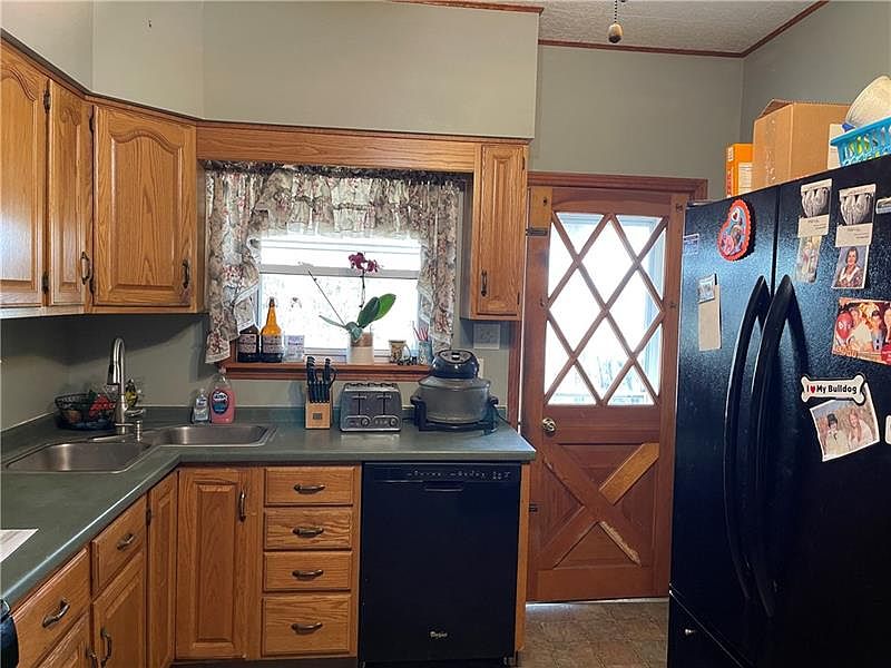 429 McCrea Ave, Donora, PA 15033 Zillow